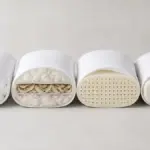 Almohadas con distintos rellenos de plumas, fibra, látex y espuma